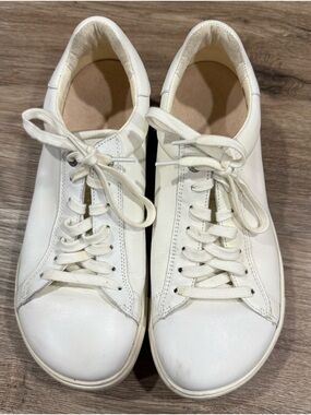 Unisex Birkenstock Bend Sneaker , White Leather , Women’s: 9–9.5Men’s: 7–7.5
